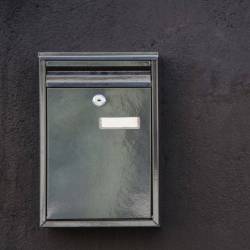 plaque-boite-aux-lettres-pvc