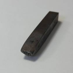 Poinçon acier (texte)