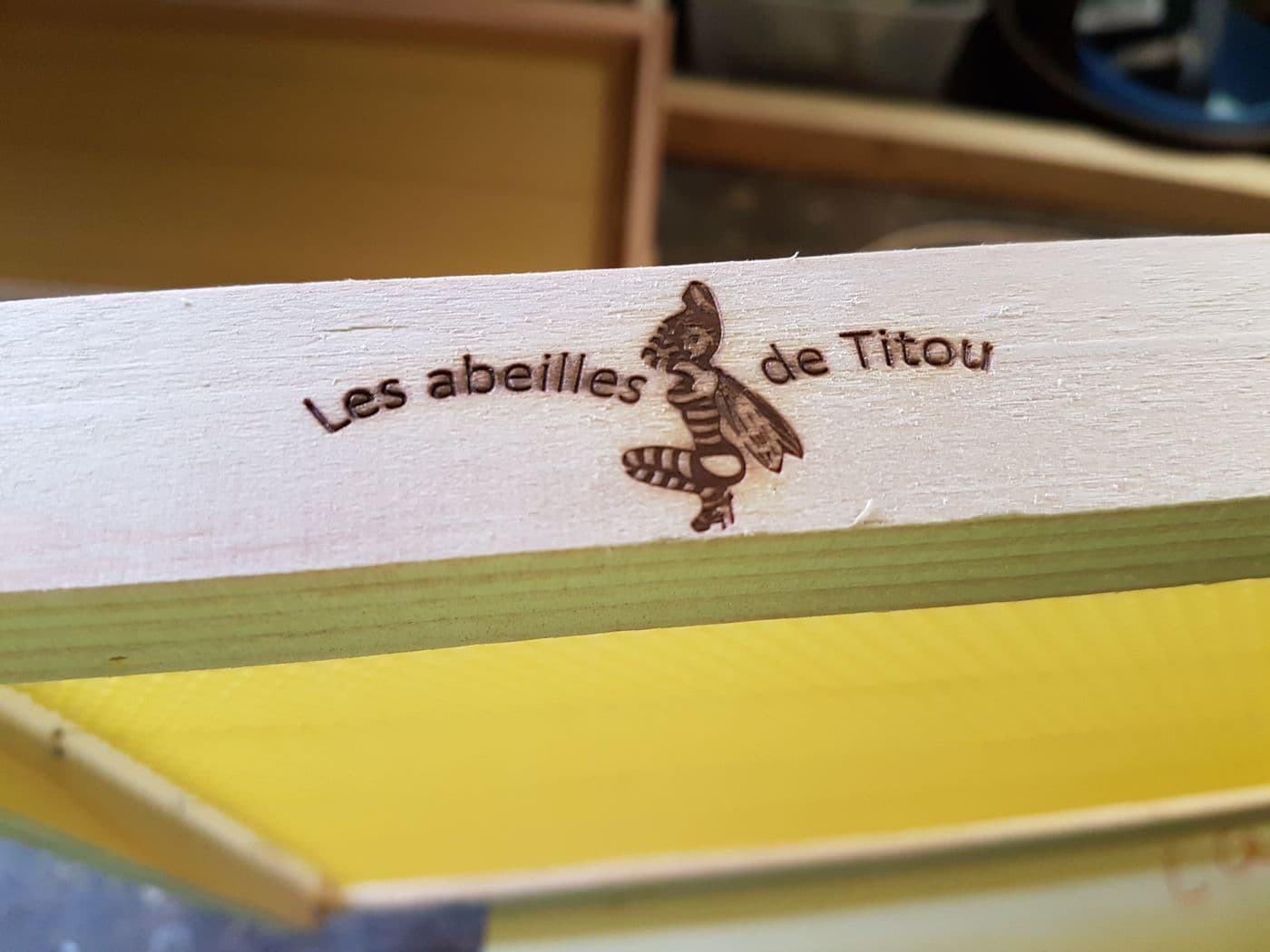 Exemple de marquage bois professionnel (palette)
